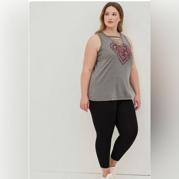 Torrid Slasher Tank - Cotton Tapesty
Heart Grey - Picture 2 of 6